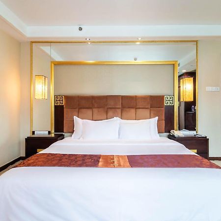 Fortune Hotel Canton Extérieur photo
